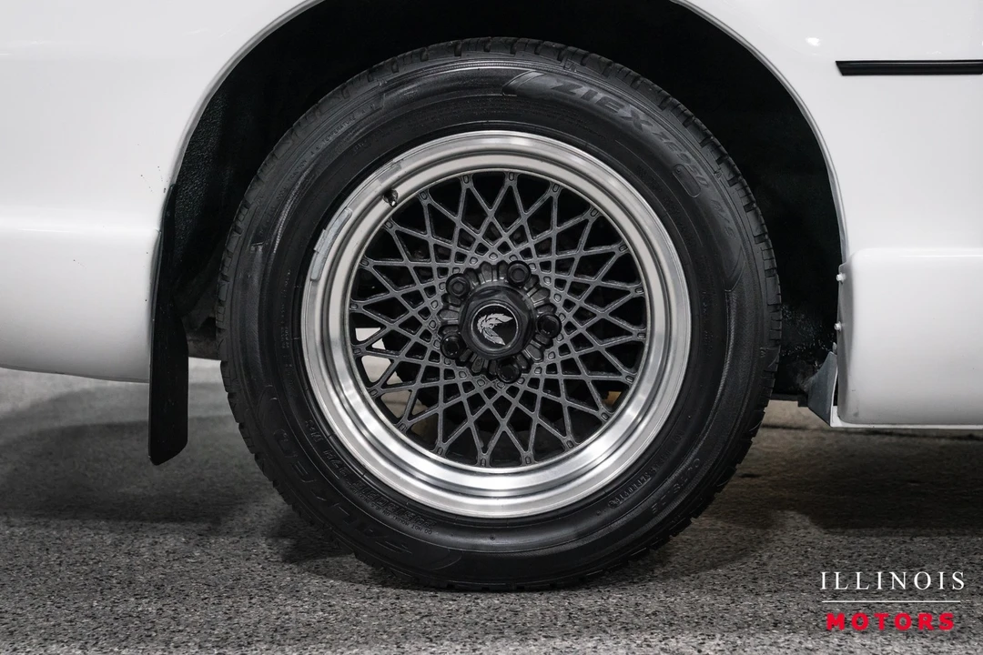 1991 Pontiac Firebird Trans Am 3rd Gen - Image 11 of 31