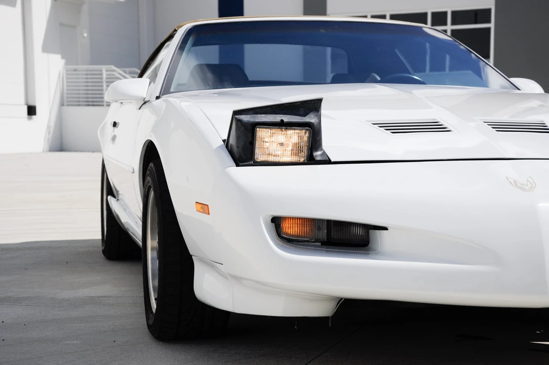 1991 Pontiac Firebird Trans Am 3rd Gen - Image 27 of 31