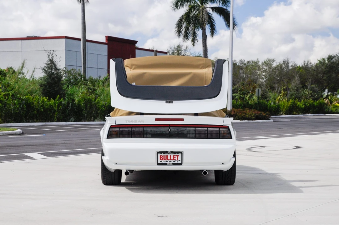 1991 Pontiac Firebird Trans Am 3rd Gen - Image 14 of 31