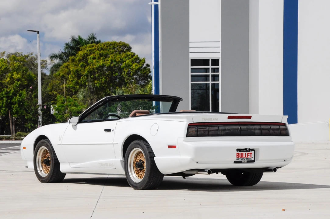 1991 Pontiac Firebird Trans Am 3rd Gen - Image 4 of 31