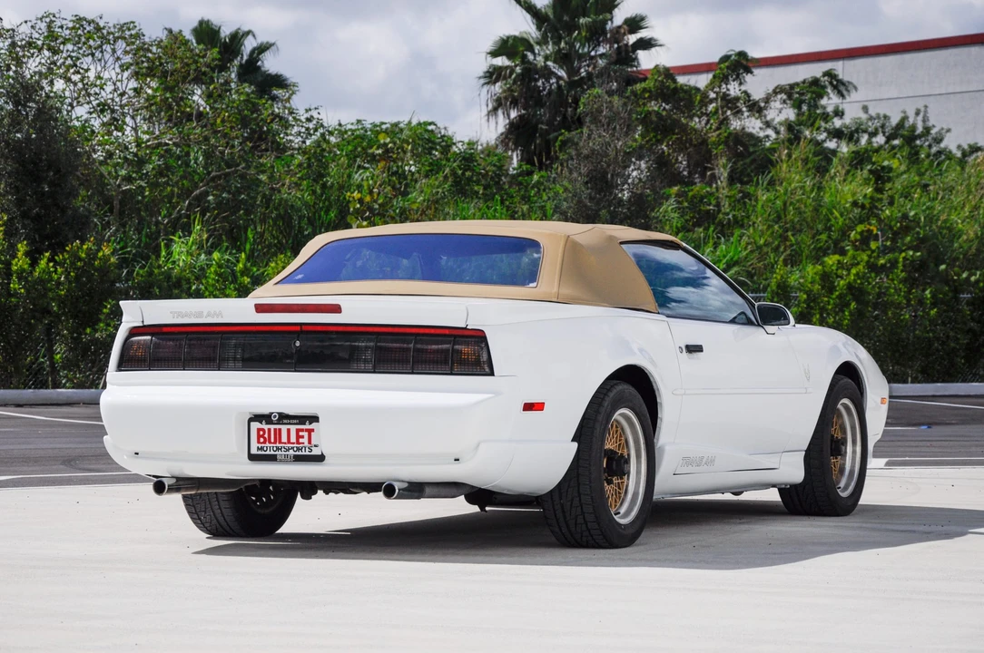 1991 Pontiac Firebird Trans Am 3rd Gen - Image 24 of 31