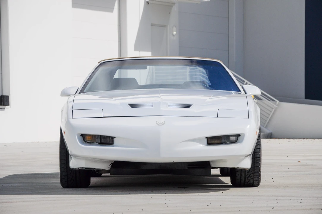 1991 Pontiac Firebird Trans Am 3rd Gen - Image 19 of 31