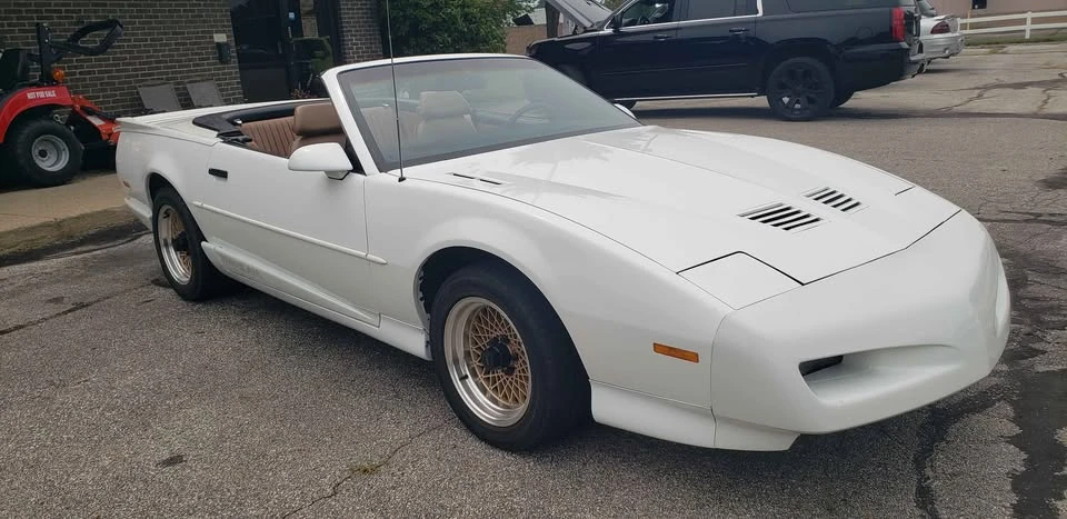 1991 Pontiac Firebird Trans Am 3rd Gen - Image 8 of 18