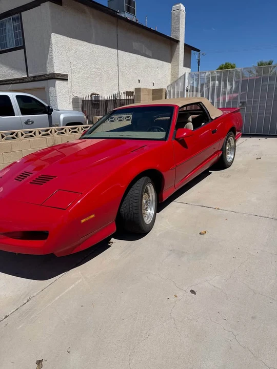1991 Pontiac Firebird Trans Am 3rd Gen - Image 3 of 5