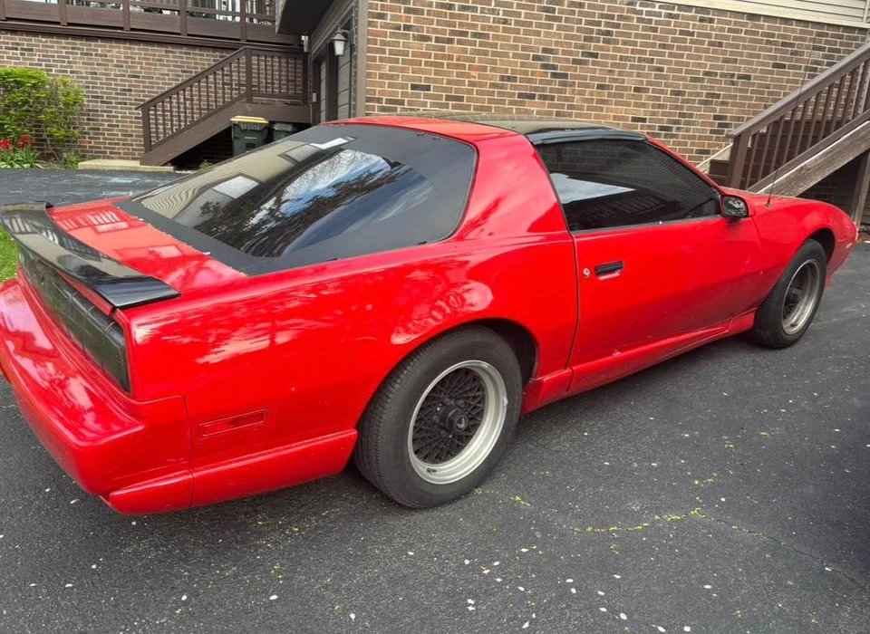 1991 Pontiac Firebird Trans Am 3rd Gen - Image 4 of 4