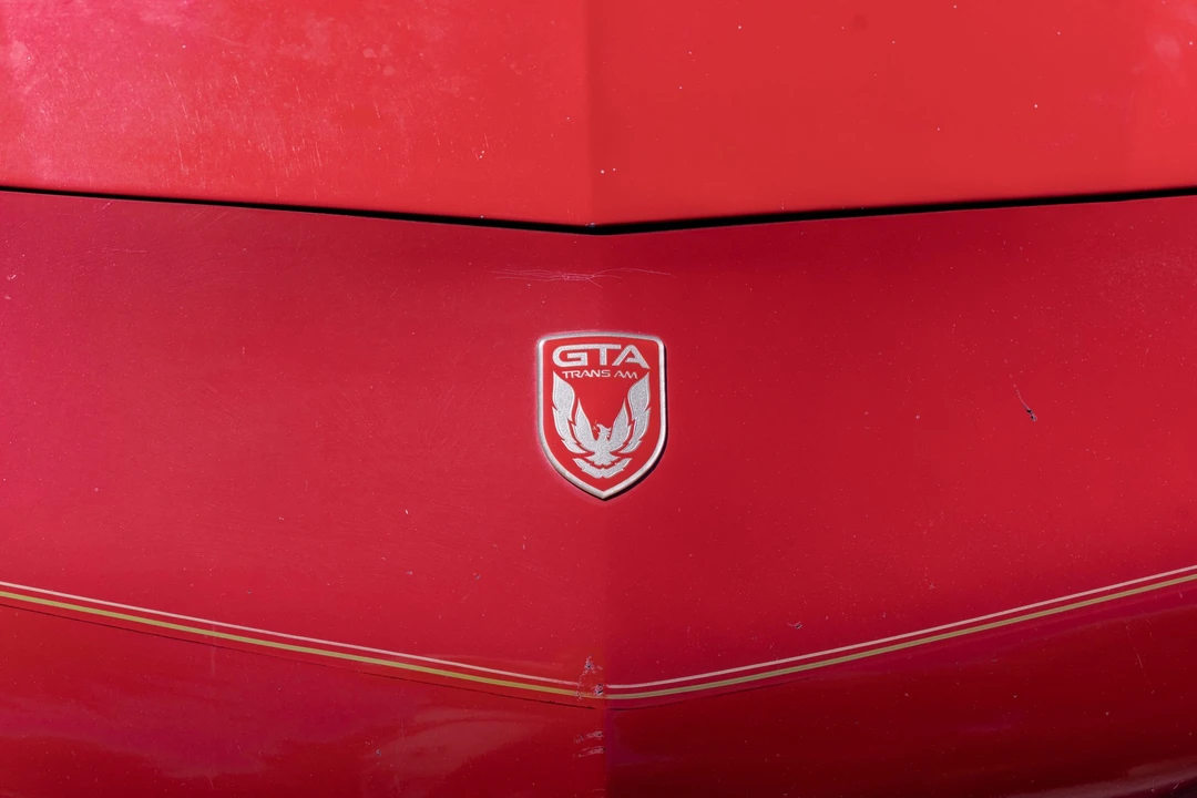 1991 Pontiac Firebird Trans Am 3rd Gen - Image 15 of 31