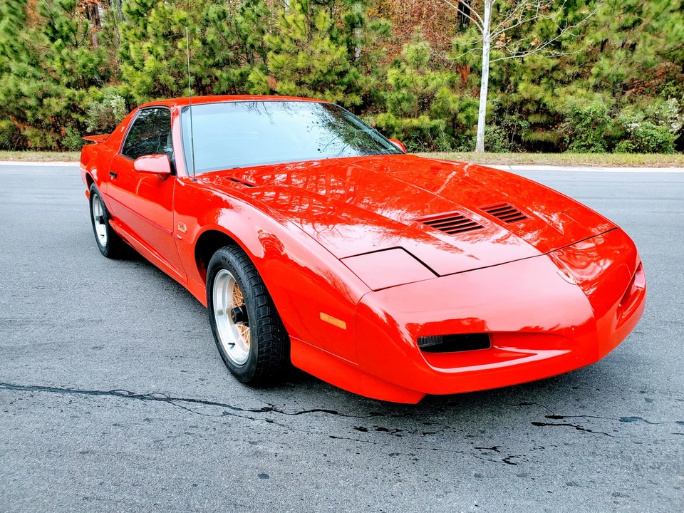 1991 Pontiac Firebird Trans Am 3rd Gen - Image 12 of 31