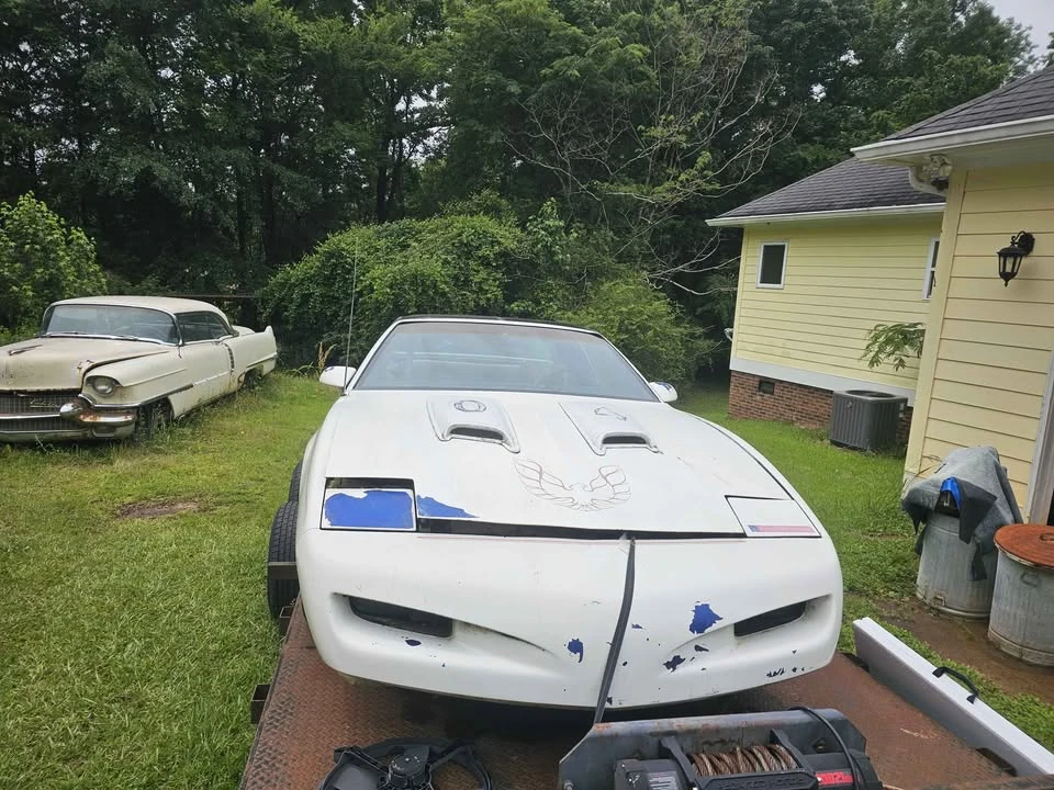 1991 Pontiac Firebird Trans Am 3rd Gen - Image 3 of 10