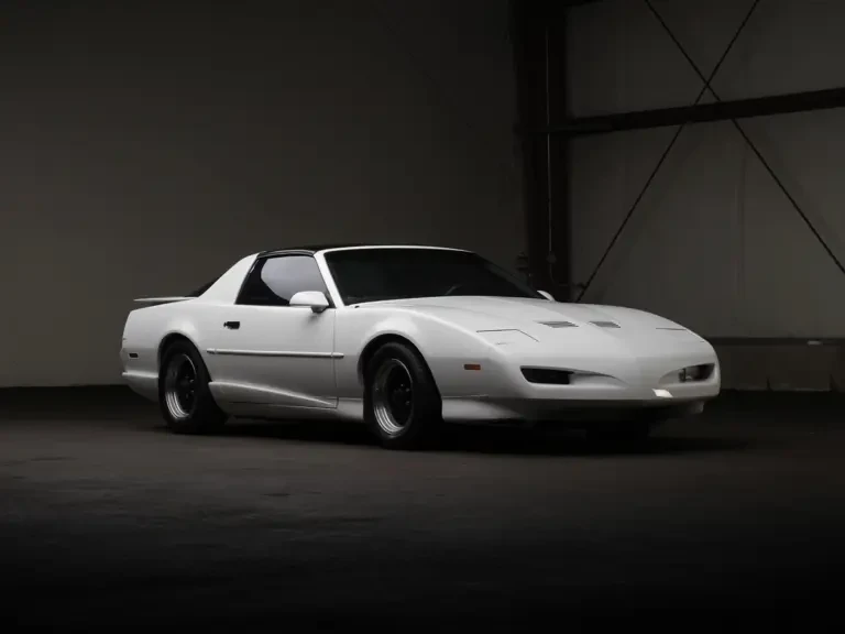1991 Pontiac Firebird Trans Am 3rd Gen - Image 2 of 2