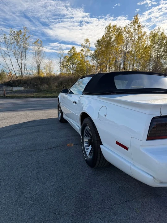 1991 Pontiac Firebird 3rd Gen - Image 3 of 11