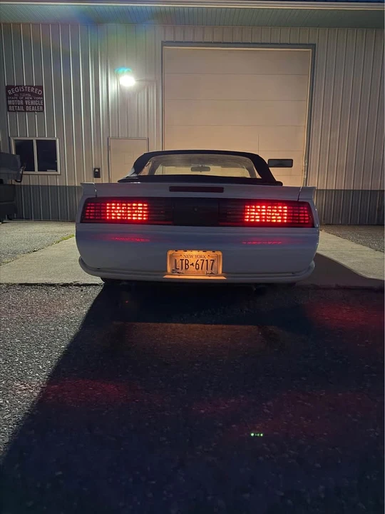 1991 Pontiac Firebird 3rd Gen - Image 5 of 11