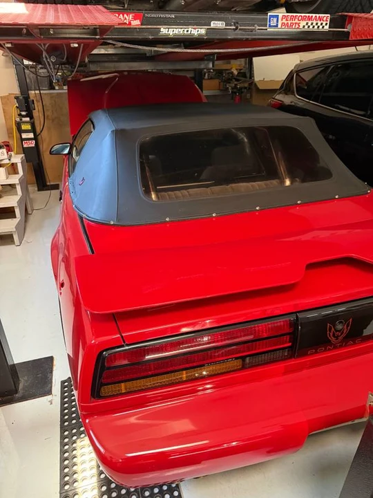1991 Pontiac Firebird Formula 3rd Gen - Image 21 of 24