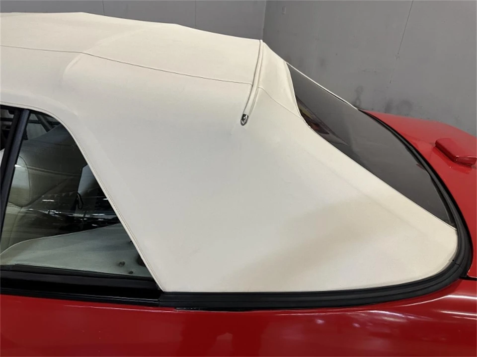 1991 Pontiac Sunbird - Image 17 of 31