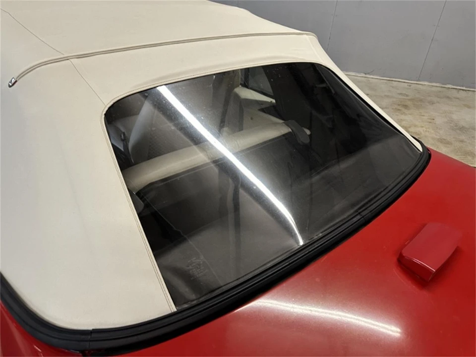 1991 Pontiac Sunbird - Image 18 of 31