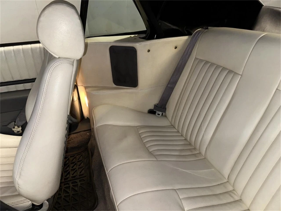 1991 Pontiac Sunbird - Image 31 of 31