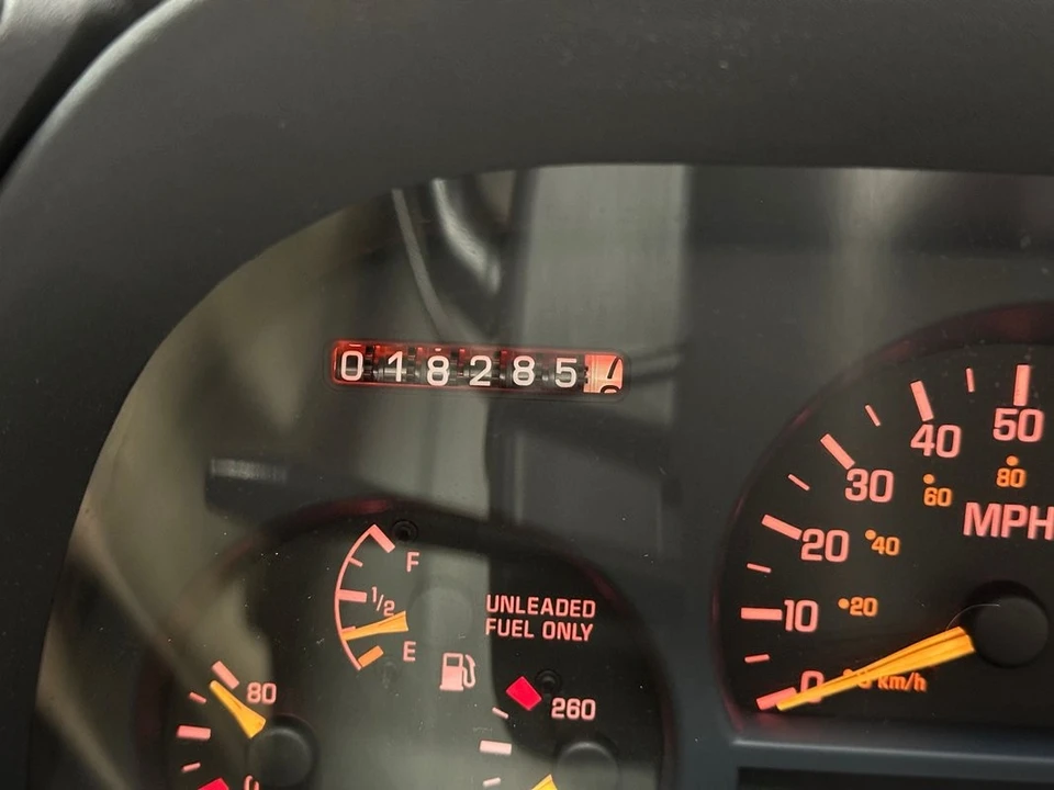 1991 Pontiac Sunbird - Image 21 of 21