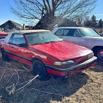1991 Pontiac Sunbird LE Convertible 2D