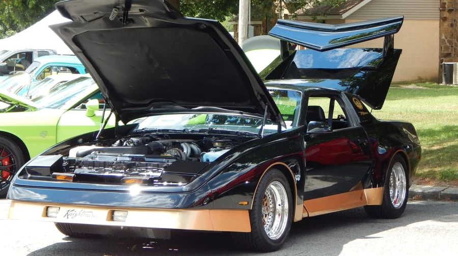 1991 Pontiac Firebird 3rd Gen - Image 6 of 10