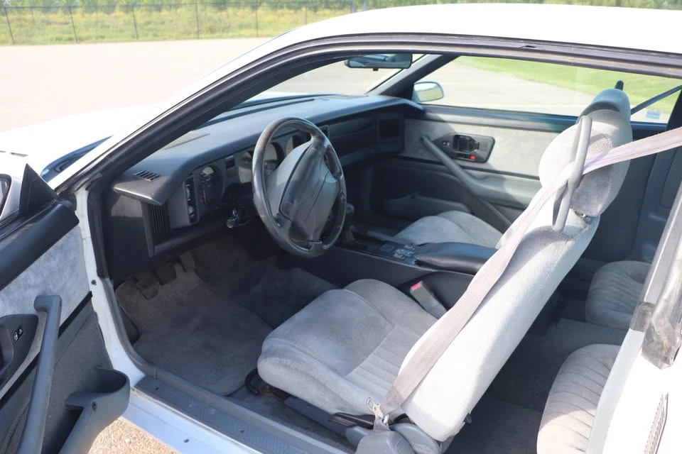 1991 Pontiac Firebird Trans Am 3rd Gen - Image 3 of 6