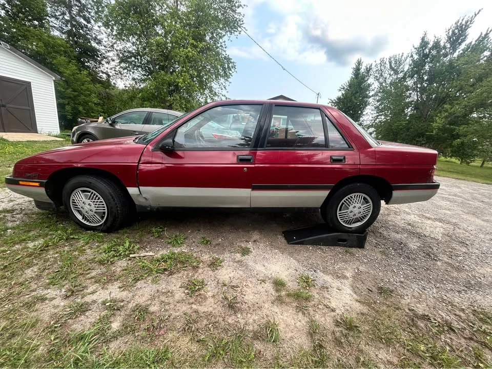 1991 Pontiac Tempest - Image 4 of 11