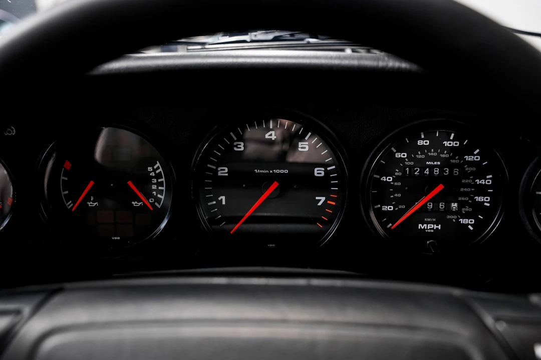1991 Porsche 964 Carrera 4 - Image 12 of 12