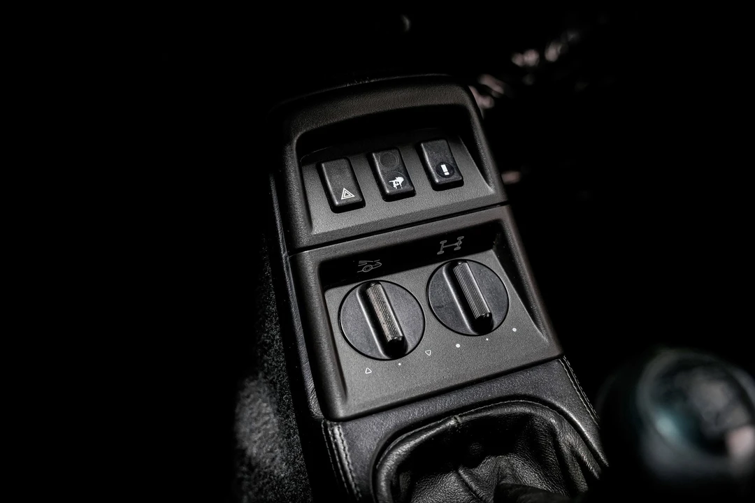 1991 Porsche 964 Carrera 4 - Image 18 of 21