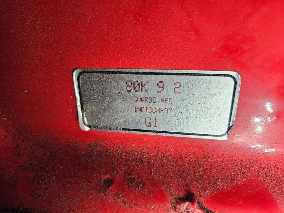 1991 Porsche 964 Carrera 4 - Image 8 of 17