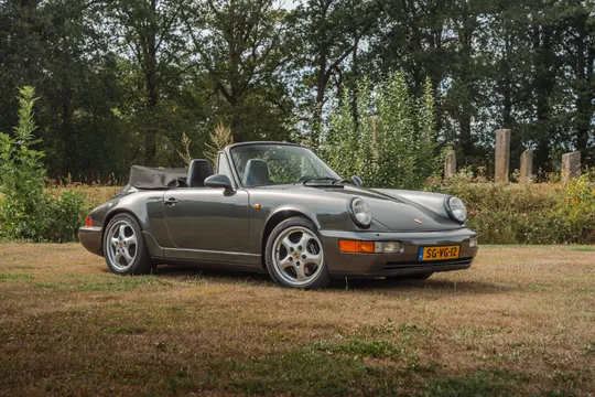 1991 Porsche 911 Carrera 2 Cabriolet