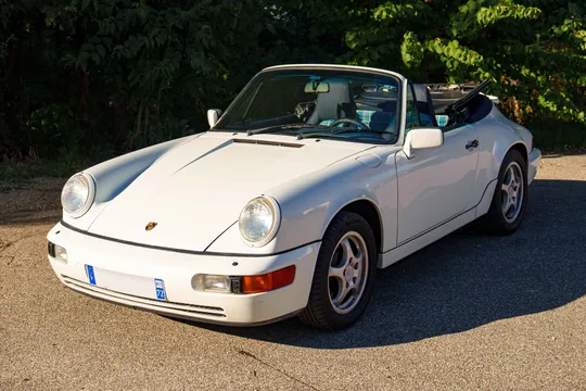 1991 Porsche 911 Carrera 4 Cabriolet