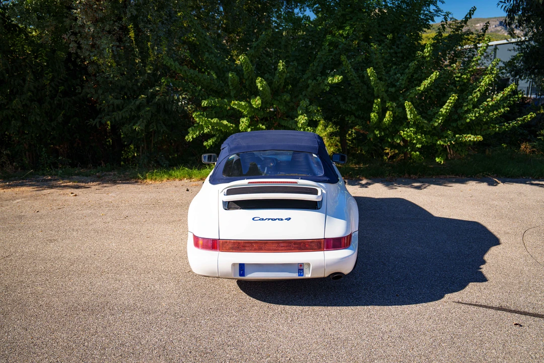 1991 Porsche 964 Carrera 4 - Image 13 of 31