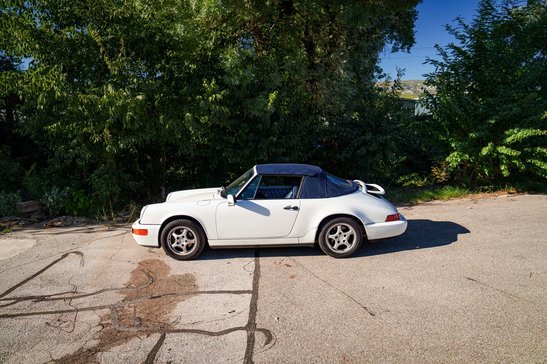 1991 Porsche 964 Carrera 4 - Image 11 of 31