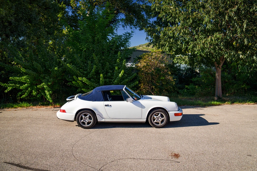 1991 Porsche 964 Carrera 4 - Image 8 of 31