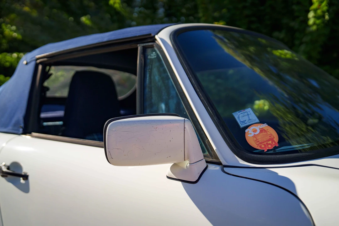 1991 Porsche 964 Carrera 4 - Image 29 of 31