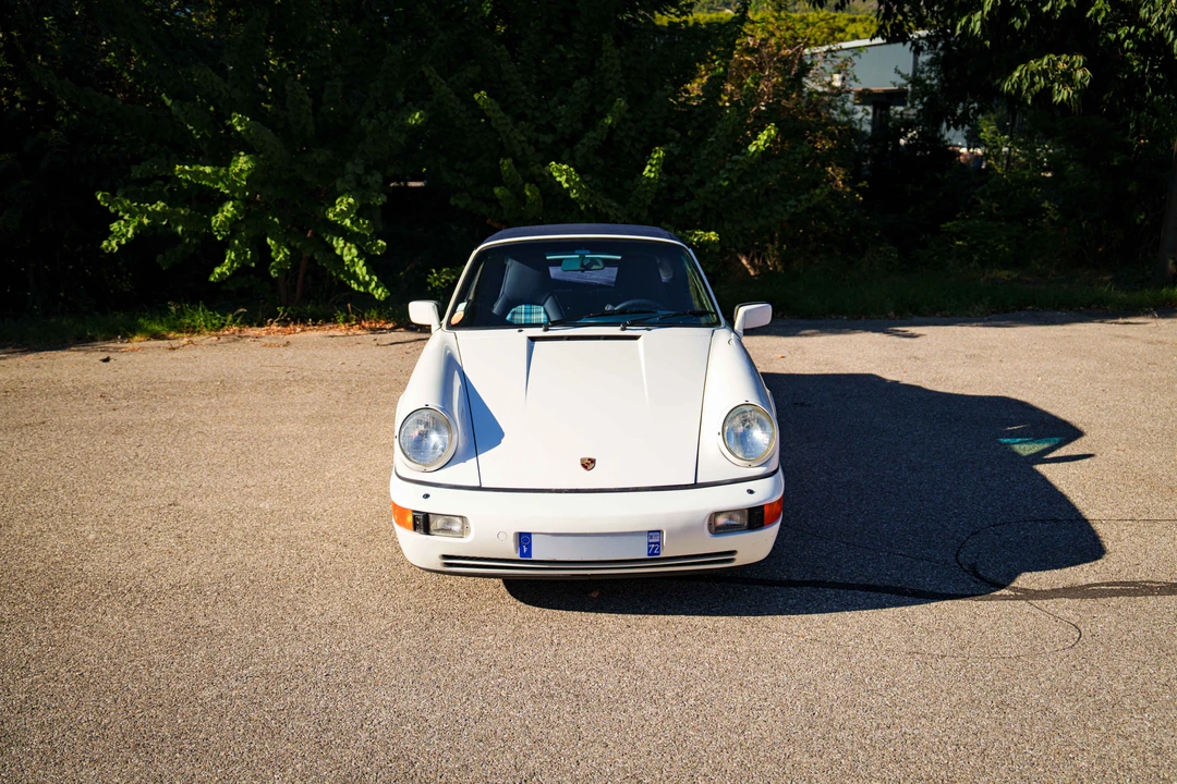 1991 Porsche 964 Carrera 4 - Image 9 of 31