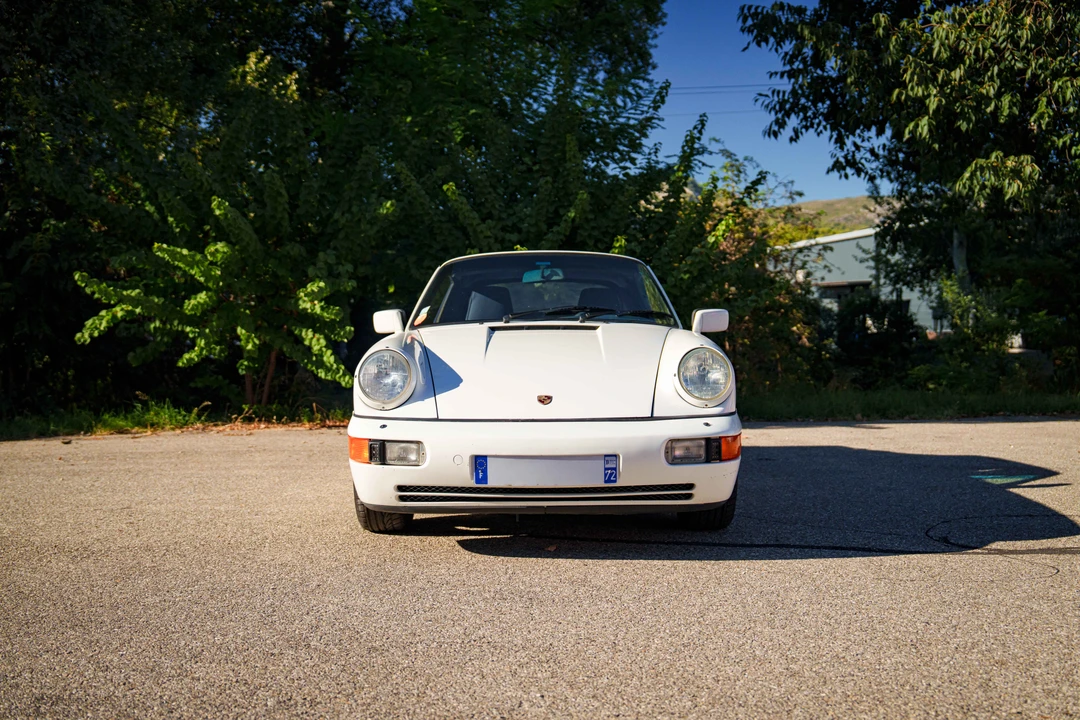1991 Porsche 964 Carrera 4 - Image 2 of 31