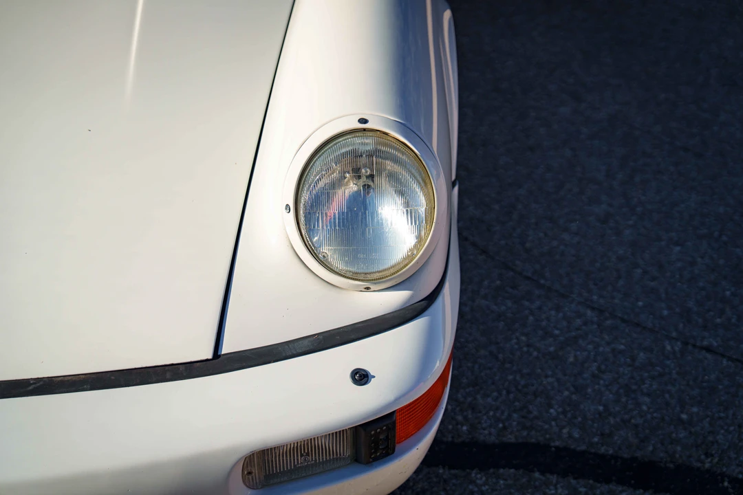 1991 Porsche 964 Carrera 4 - Image 24 of 31