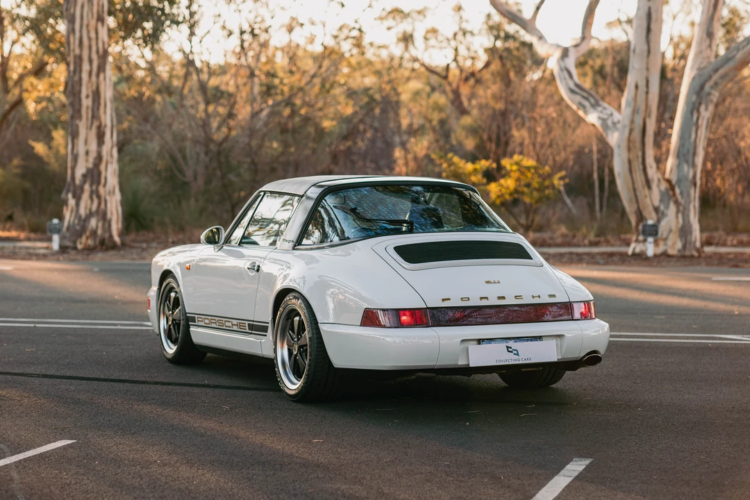 1991 Porsche 964 Carrera 4 - Image 18 of 31