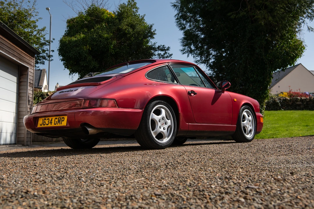 1991 Porsche 964 Carrera 4 - Image 12 of 31