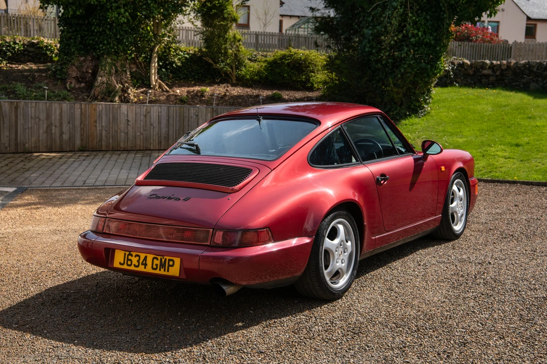 1991 Porsche 964 Carrera 4 - Image 7 of 31