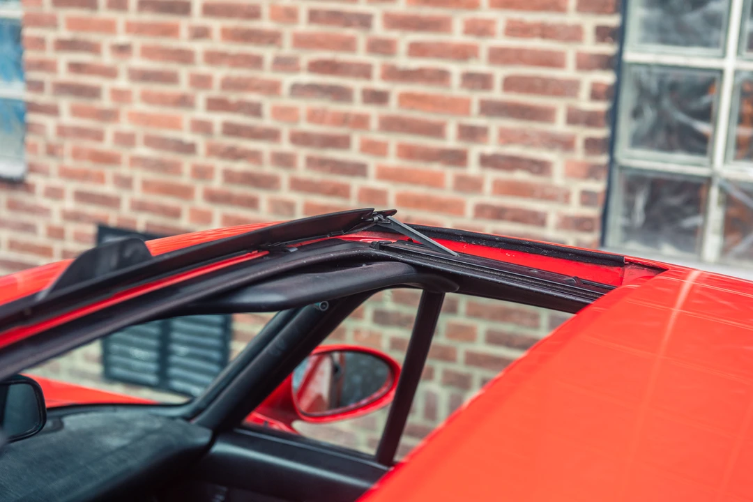 1991 Porsche 964 Carrera 4 - Image 25 of 31
