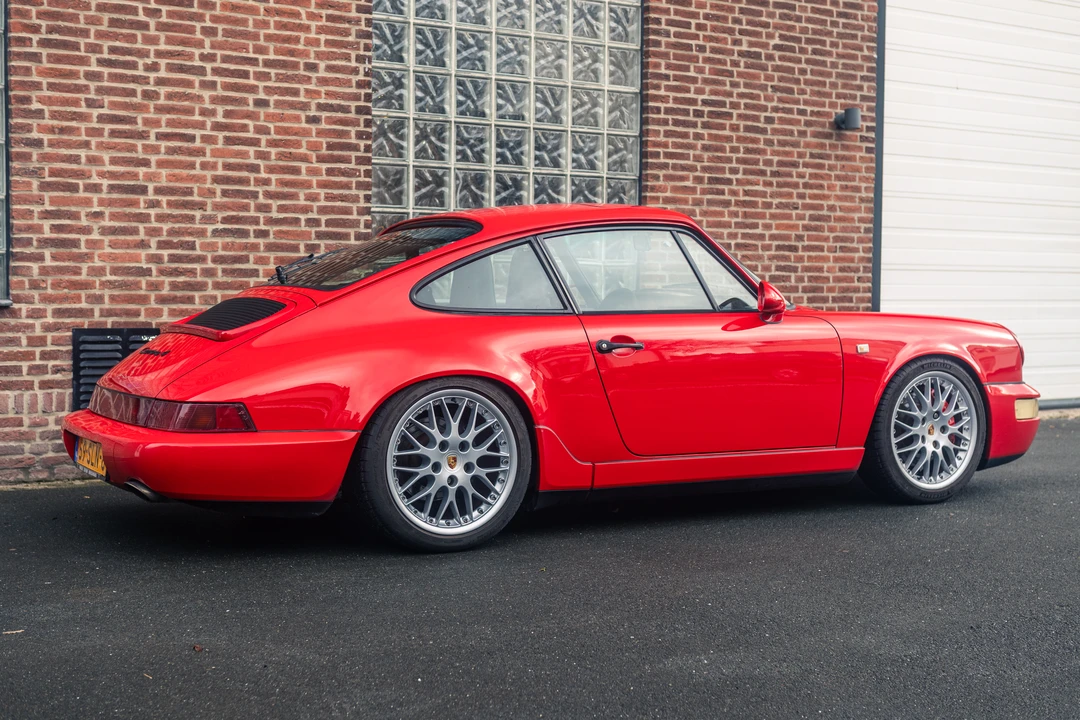 1991 Porsche 964 Carrera 4 - Image 12 of 31