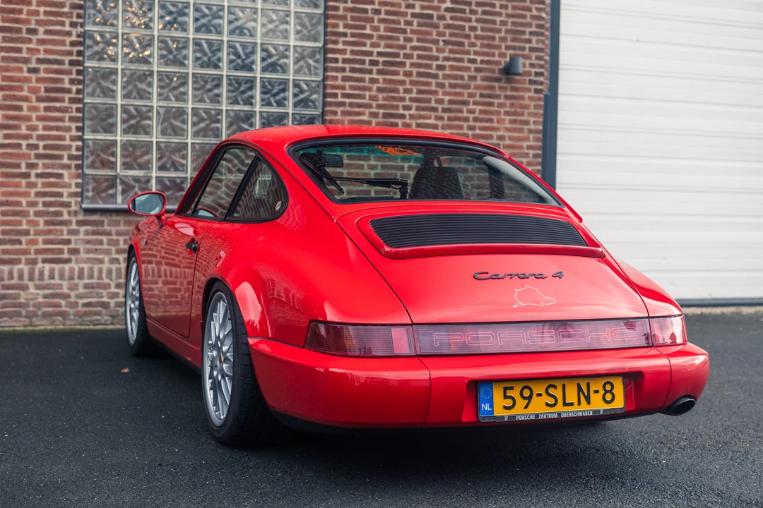 1991 Porsche 964 Carrera 4 - Image 8 of 31