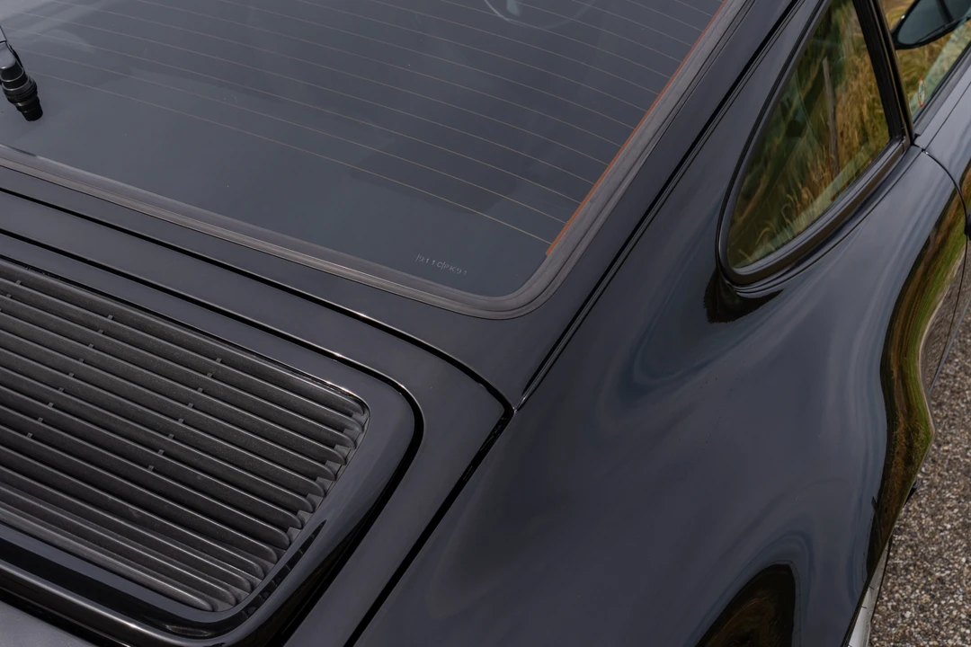 1991 Porsche 964 Carrera 4 - Image 18 of 31