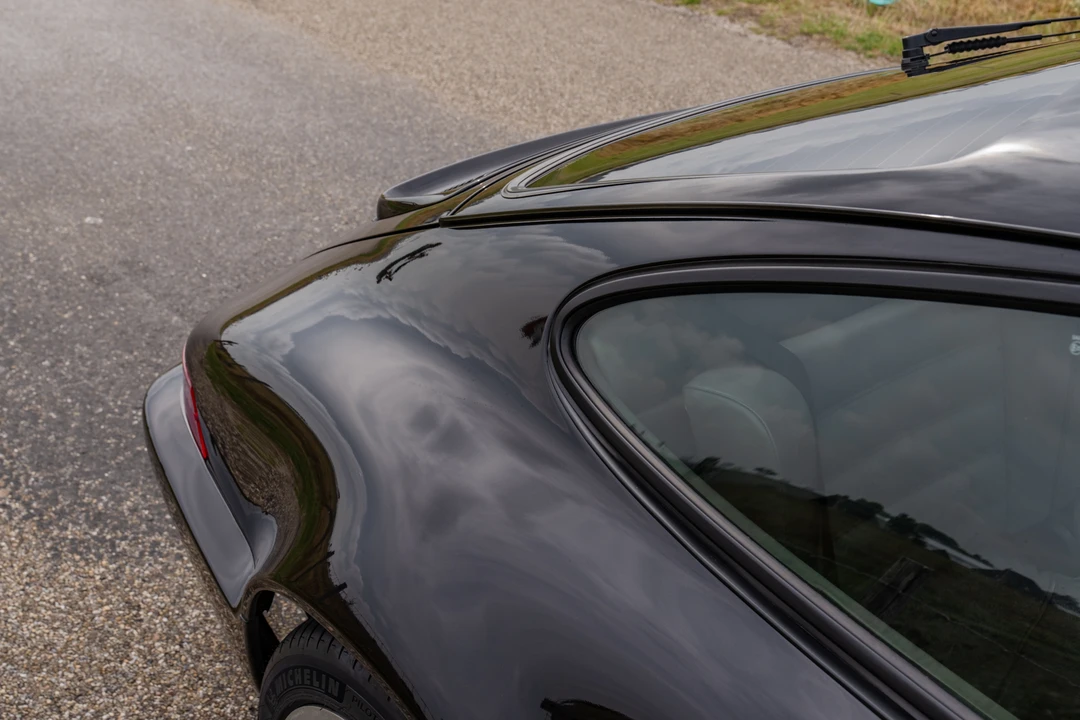 1991 Porsche 964 Carrera 4 - Image 28 of 31