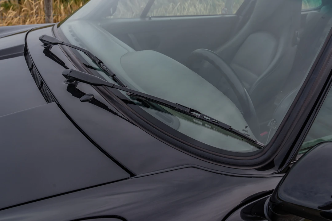 1991 Porsche 964 Carrera 4 - Image 30 of 31