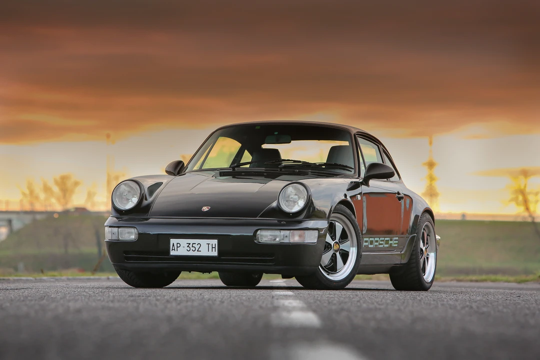 1991 Porsche 964 Carrera 4 - Image 9 of 31