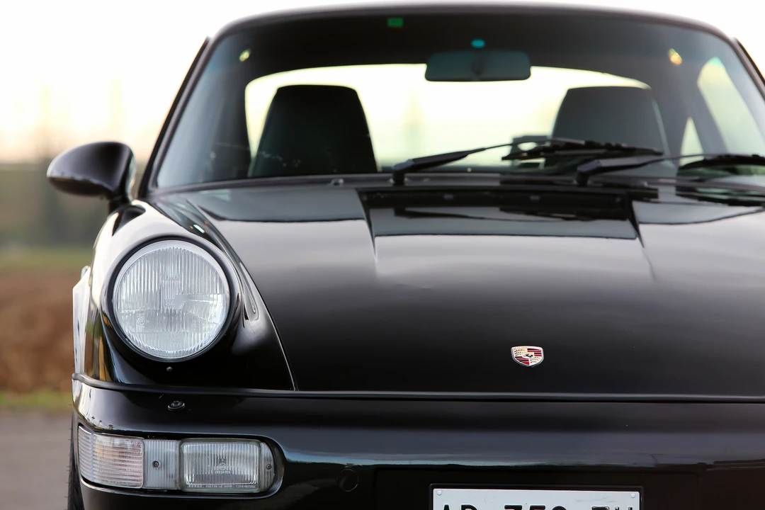 1991 Porsche 964 Carrera 4 - Image 13 of 31