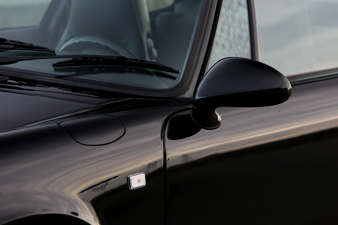 1991 Porsche 964 Carrera 4 - Image 26 of 31