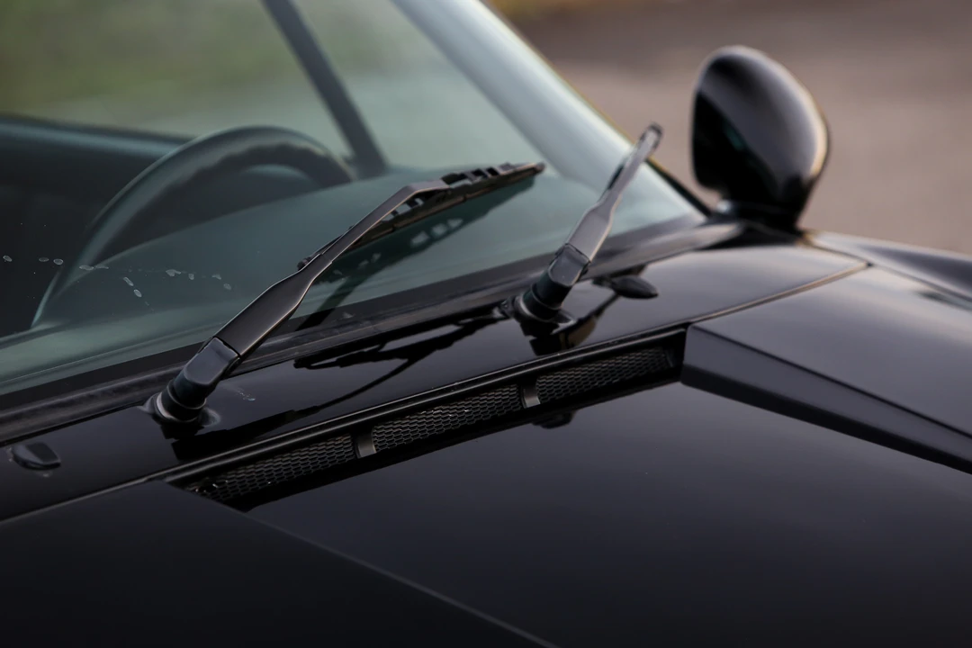 1991 Porsche 964 Carrera 4 - Image 28 of 31
