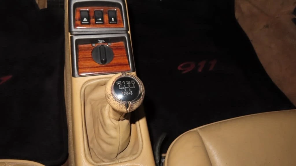 1991 Porsche 964 Carrera - Image 12 of 28